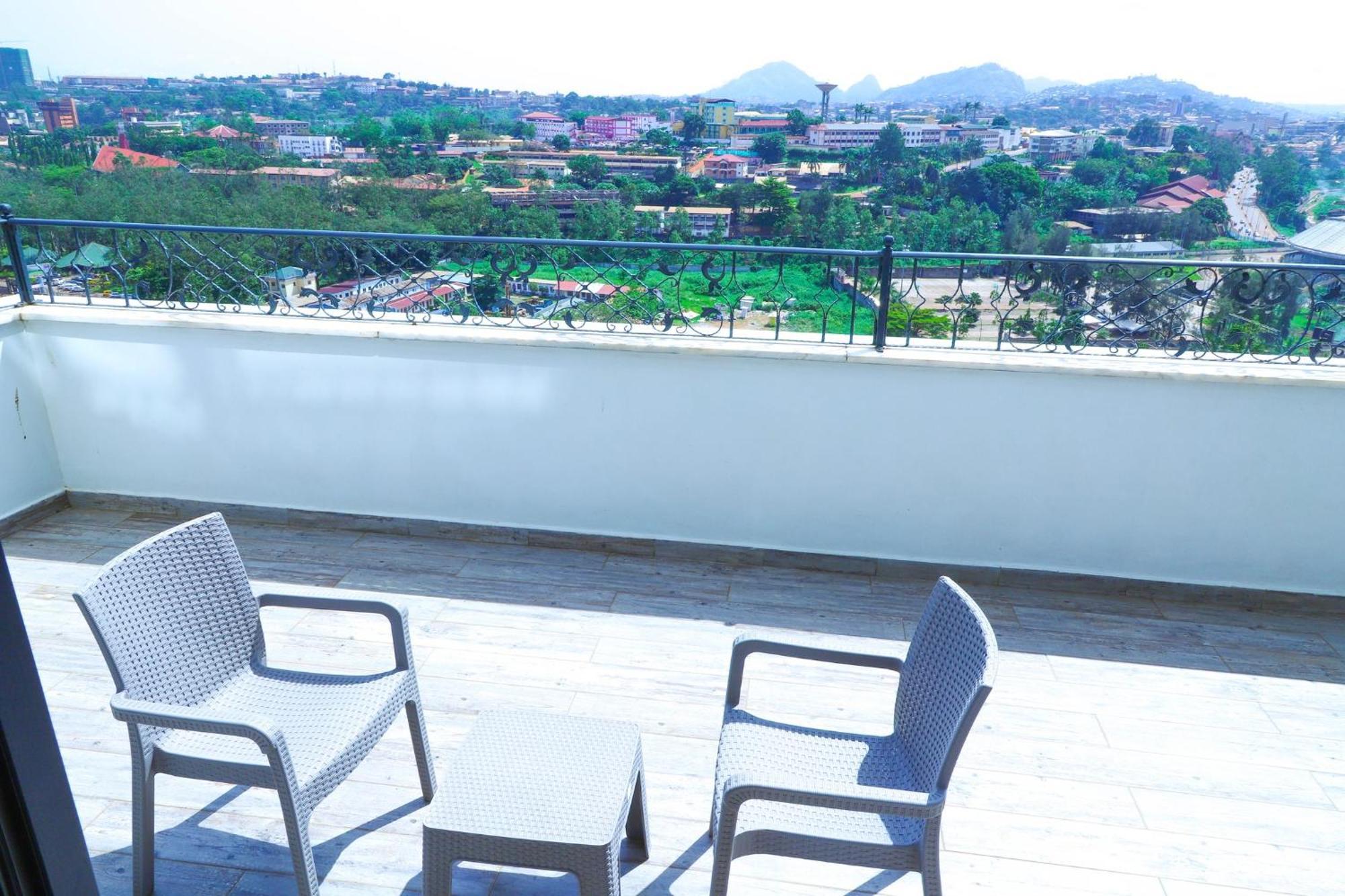 United Hotel International Yaoundé 外观 照片